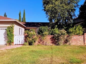 3BR / 1.5 BA furnished house in San Carlos (Sept - Jan) 2