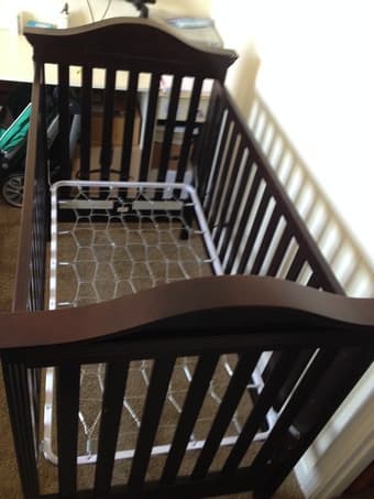 baby crib 2