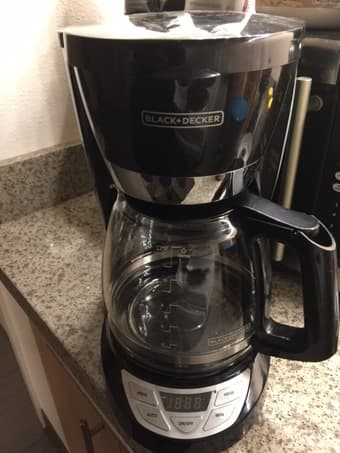 moveout sale:coffemaker($10),air humidifier($10),vacuum($40) 1