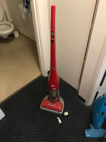 Vacuum cleaner 2
