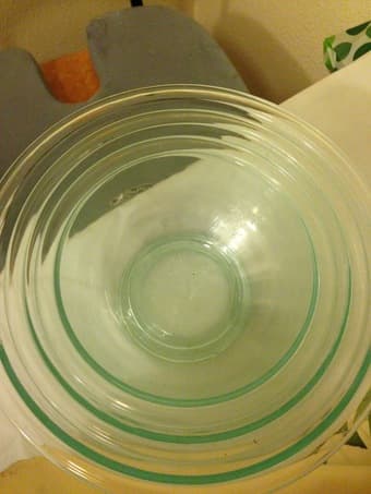 Pyrex Mixing Bowl Set, 3-Piece 2