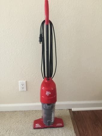 Moving sale 回国甩卖 - vacuum, pan, iTunes gift card, storage boxes 2