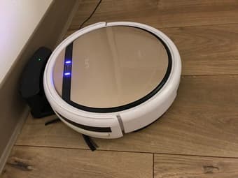 Vacuum robot 2