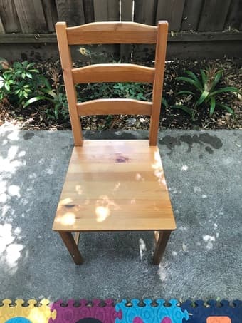 A very good wood chair 1