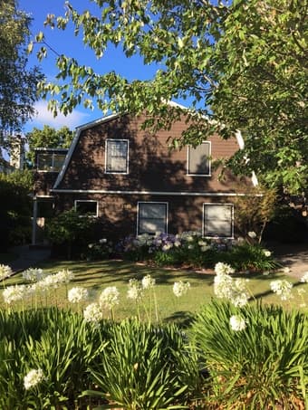 Furnished room avail. Sept. 13-21, walking distance to Stanford! 1