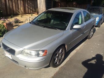 2005 Volvo S60 Silver 1