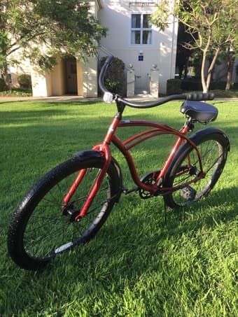 Street Cruiser (Great condition, Includes lock) 1