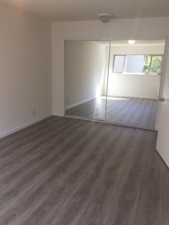 The best Location! new remodeled, 1Br, walk to downtown RWC 3