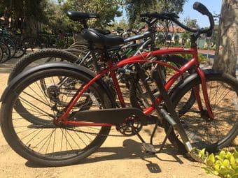 Cruiser bike with security lock in perfect condition 1