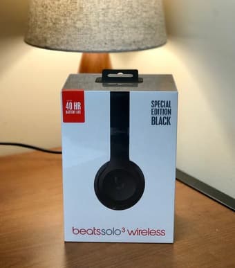 Beats Solo 3 Wireless Headphone - New unopened 1