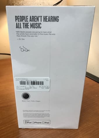 Beats Solo 3 Wireless Headphone - New unopened 3