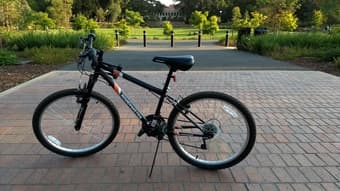 Almost brand new bicycle with U Lock for sale @ $85 1