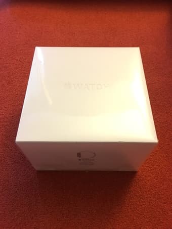 New Apple Watch Series 2 42mm Milanese Loop 2