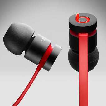 urBeats Earphones 1