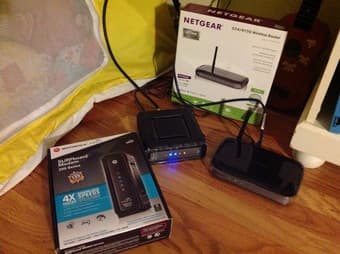 NETGEAR Router - $10 (menlo park) 1