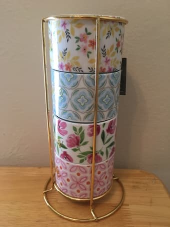 Brand New Cute 4-pieces mug set + holder. 1