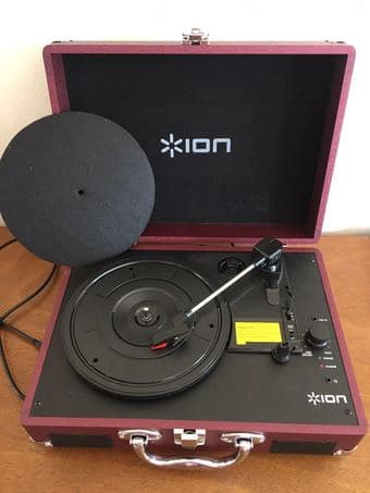 ION Vinyl Motion Portable Suitcase Turnable 2