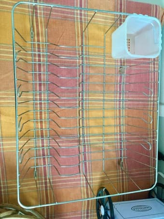 METAL DISH RACK 2