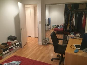 NICE Room in Awesome Townhouse 1