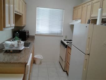 Palo Alto- 1 BR apartment (Furnished) at 524 Kendall Ave 3