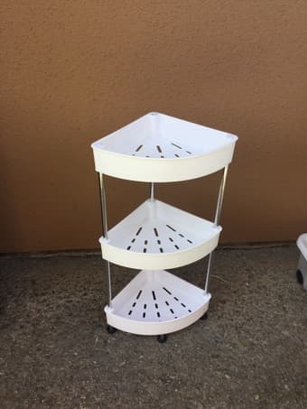 CHEAP CORNER SHELF 2