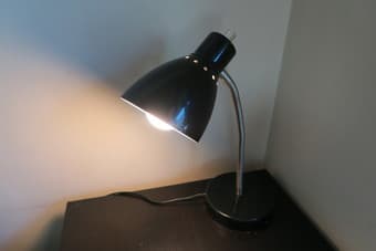Desktop lamp 1