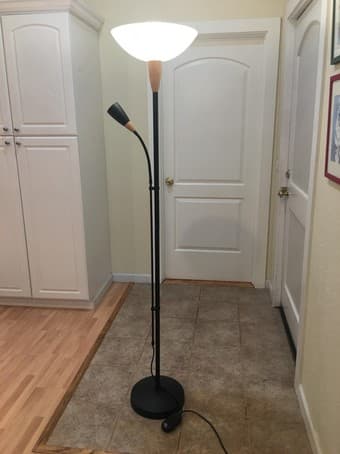 Floor Lamp high quality excellent condition 1