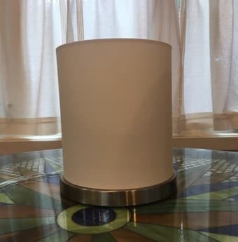 Japanese-Style Table Lamp 1