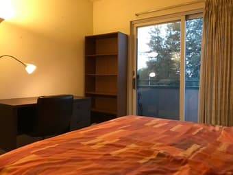 1 Br w private bath in 3br/3ba apartment, available now until 9/28 1