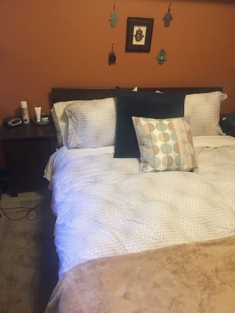 Queen bed set for sale - moving 9/8! 1
