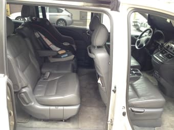 2006 Honda Odyssey EX-L Fully Loaded. Can fit 8 passengers total 3