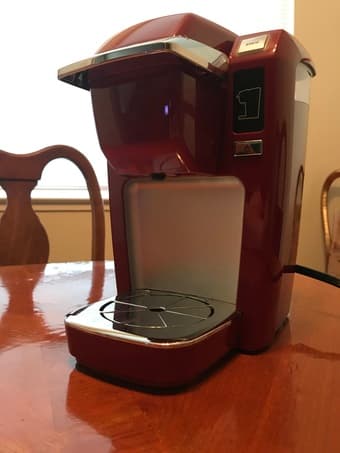 Keurig for sale with k-cup starter pack! 1