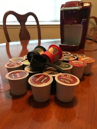 Keurig for sale with k-cup starter pack! 2