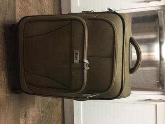 suit case carryon 22X 13X7 1