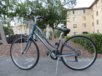 Giant Female Hybrid Bike with Basket - Size XS 1