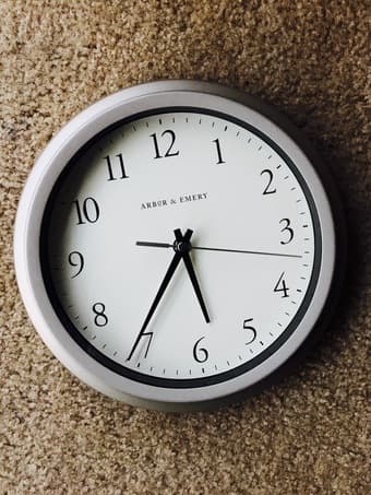 Wall clock, bucket and yoga mat - all in excellent condition 1