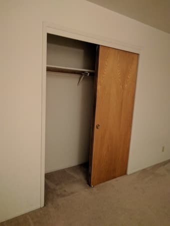 $1300/month for 1BR in 2BR APT in Palo Alto. Available now 3
