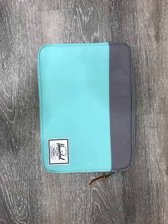 Herschel Anchor Laptop Sleeve 13 inch 1