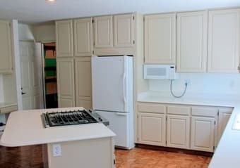 Huge home, big rooms, short lease, and fun housemates! 3