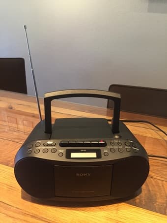 Sony CFDS70BLK CD/Cassette Boombox Home Audio Radio 1