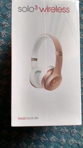 Beats Solo 3 Wireless Rose-Gold, unopened 2