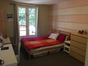 Bedroom in 4br/2ba in downtown Menlo Park with Stanford students 1