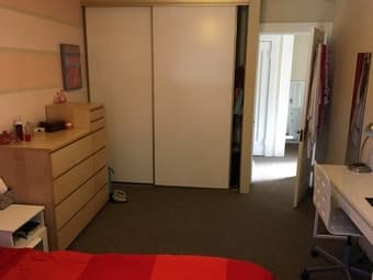 Bedroom in 4br/2ba in downtown Menlo Park with Stanford students 2