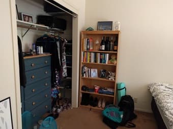 room available October 25th 6BR/3BA 3