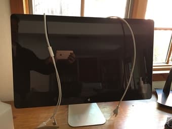 Apple 27in Thunderbolt Display 2
