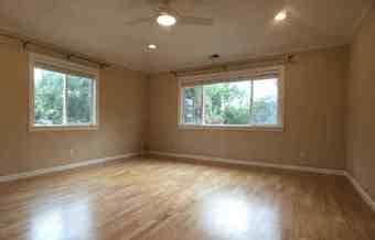 Huge Master Bedroom with En Suite Bath, Walk-in Closet, $17K Fridge :) 2
