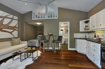 Studio/Cottage -- WEST MENLO PARK 1