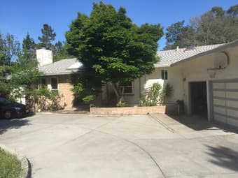 Large Master bedroom, private bathroom in beautiful Los Altos Hills 1