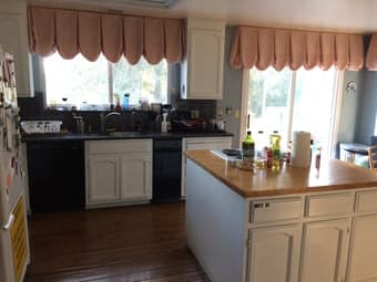 Large Master bedroom, private bathroom in beautiful Los Altos Hills 3