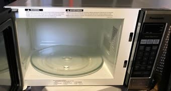 Panasonic Microwave NN-SA651S 2